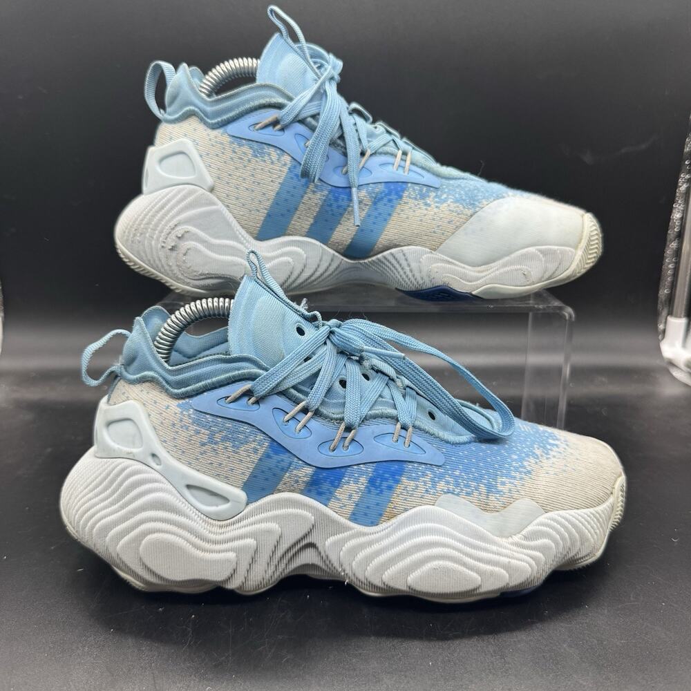 Mens Adidas Trae Young 3 IE7880 Mens Size 5 Womens size 6.5 Basketball Shoes GUC